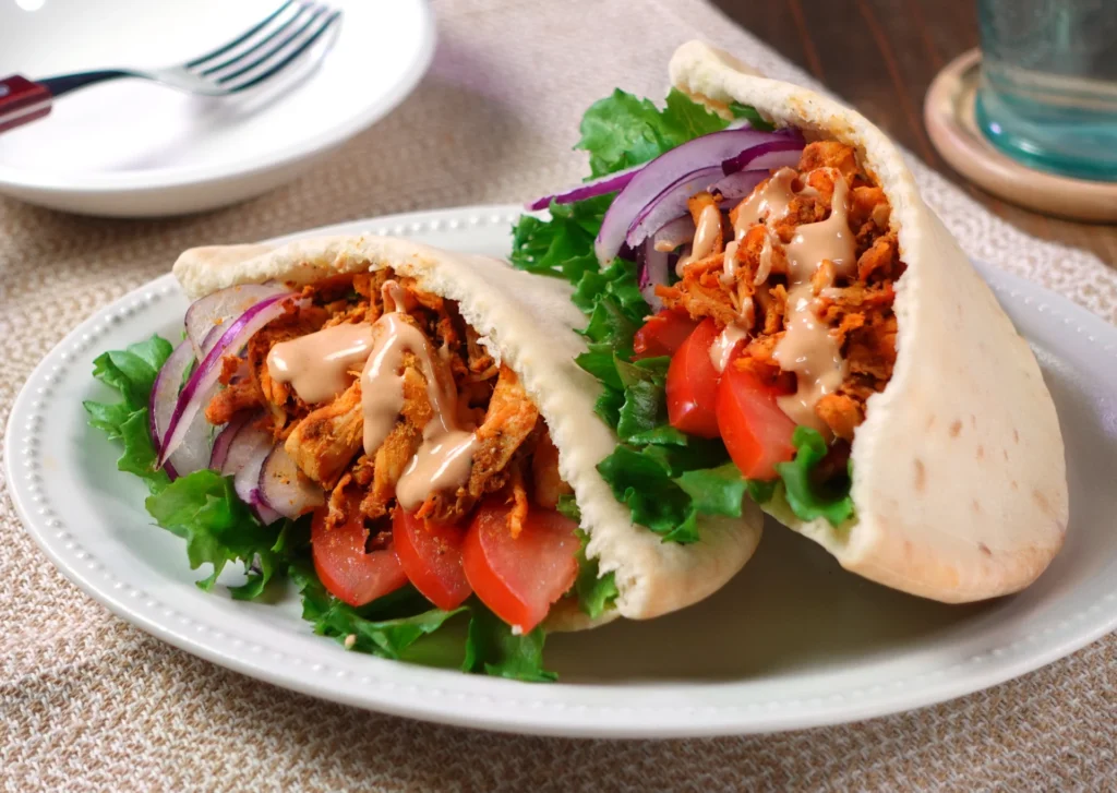 スパイシー香る！ケバブ風ピタサンド