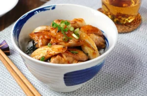 七味香る焼き鳥丼