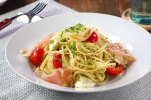 生ハムとモッツアレラのチミチュリ冷製パスタ