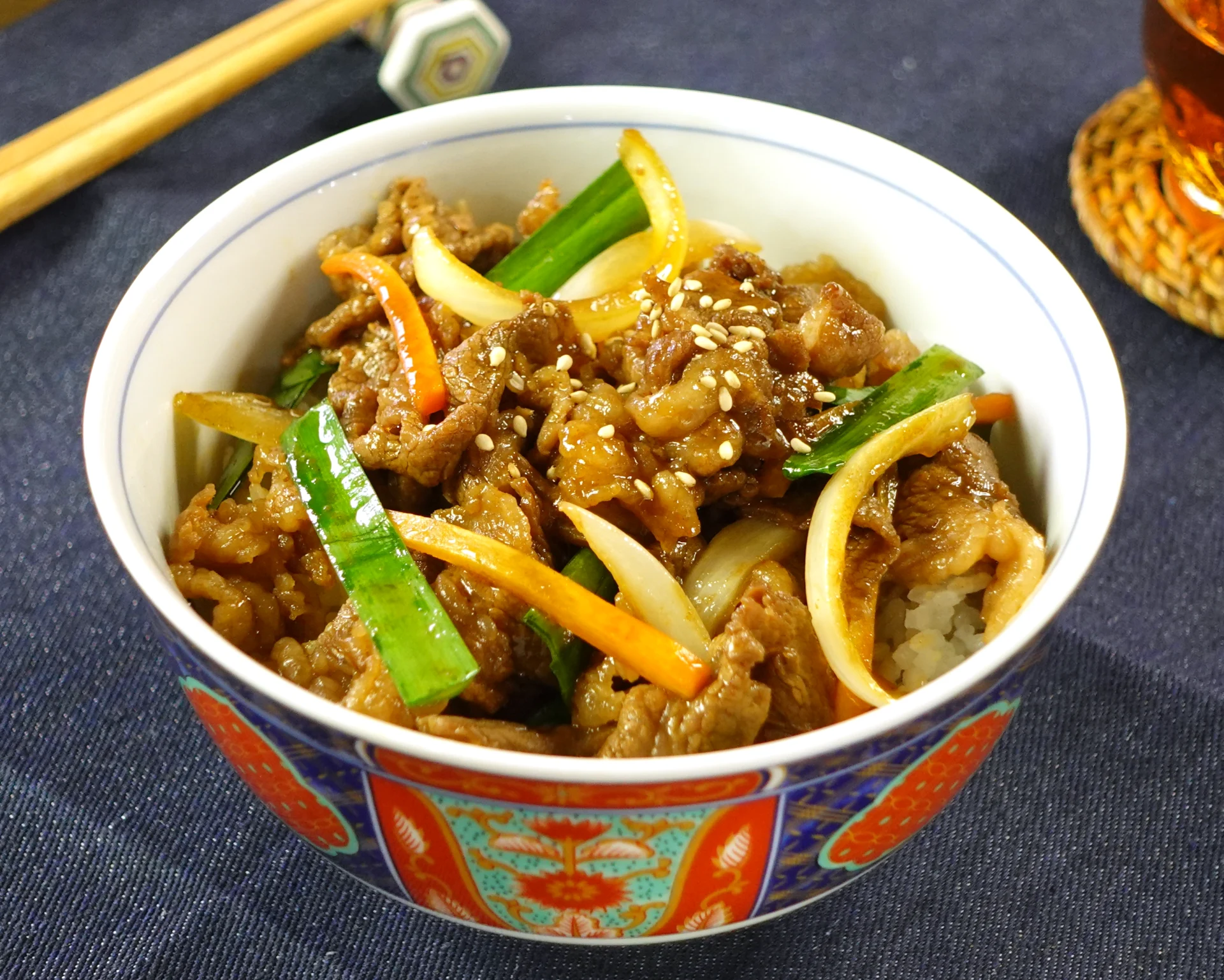 コチジャンで作る甘辛焼肉丼
